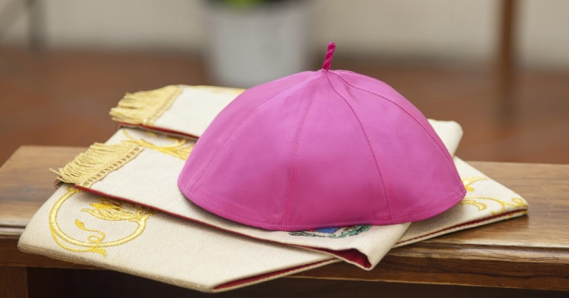 BishopHat